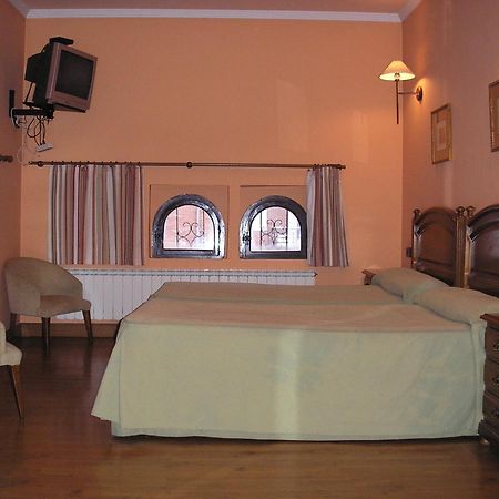 Hotel Mauleon Legazpia Room photo
