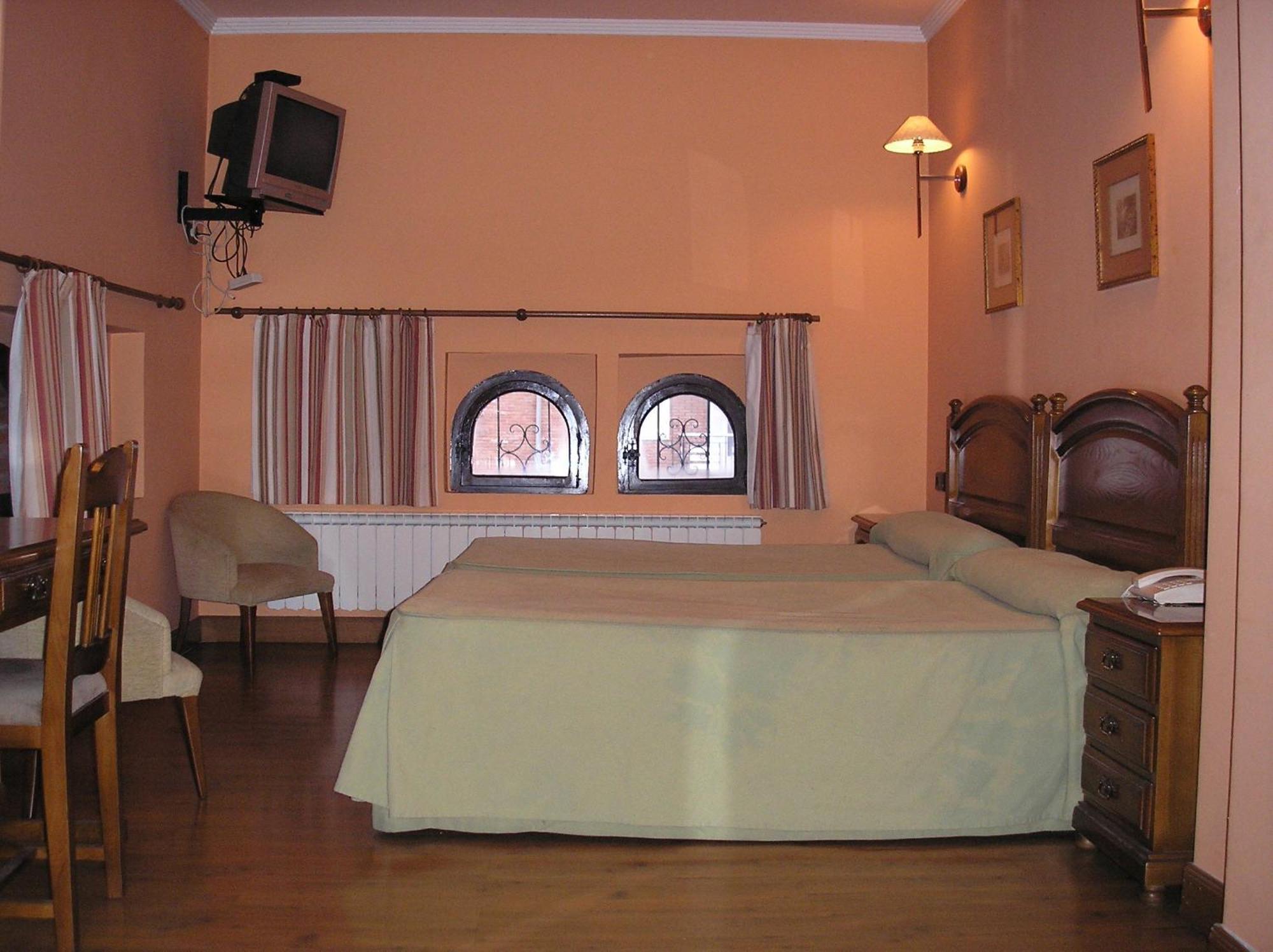 Hotel Mauleon Legazpia Room photo